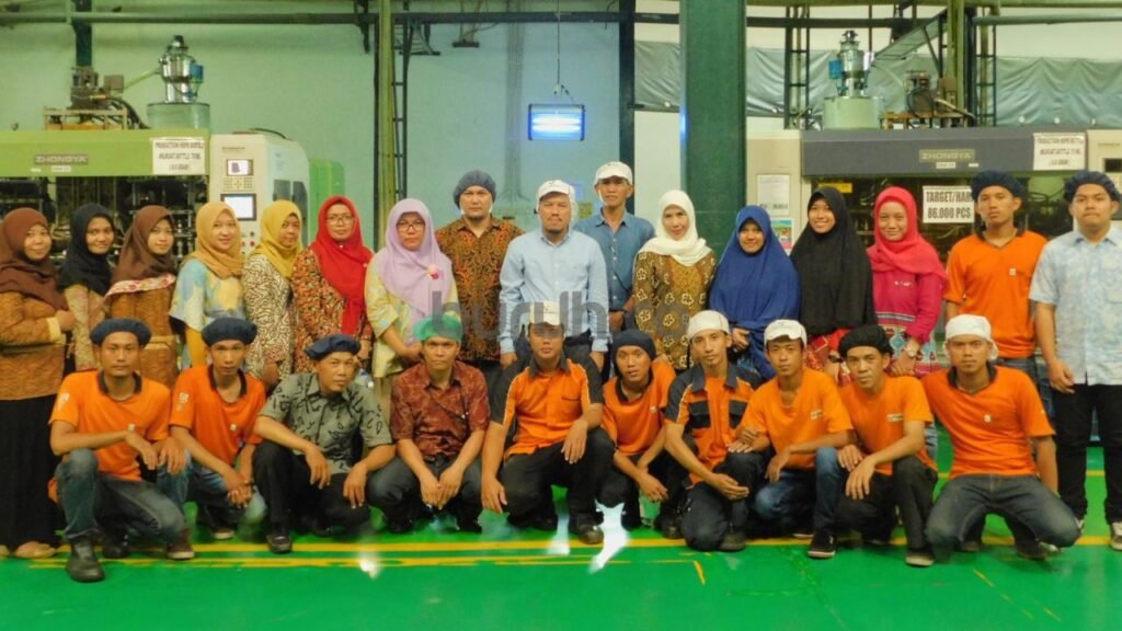 Driver Direksi PT Cosmo Makmur Indonesia